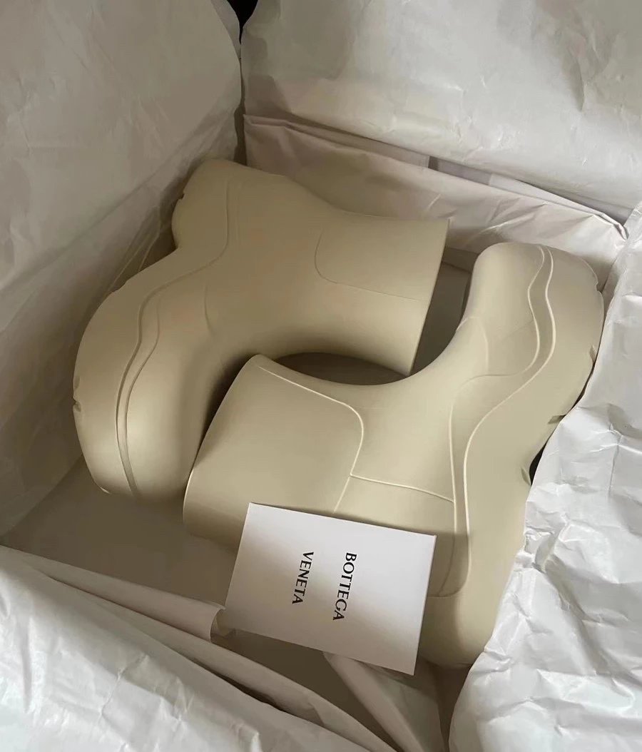 Bottega Veneta Puddle Boots