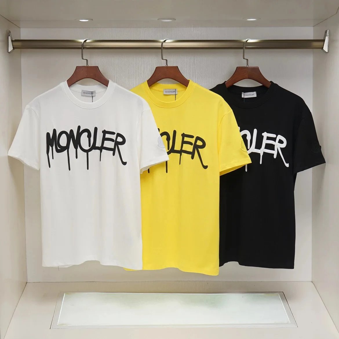Moncler T Shirt