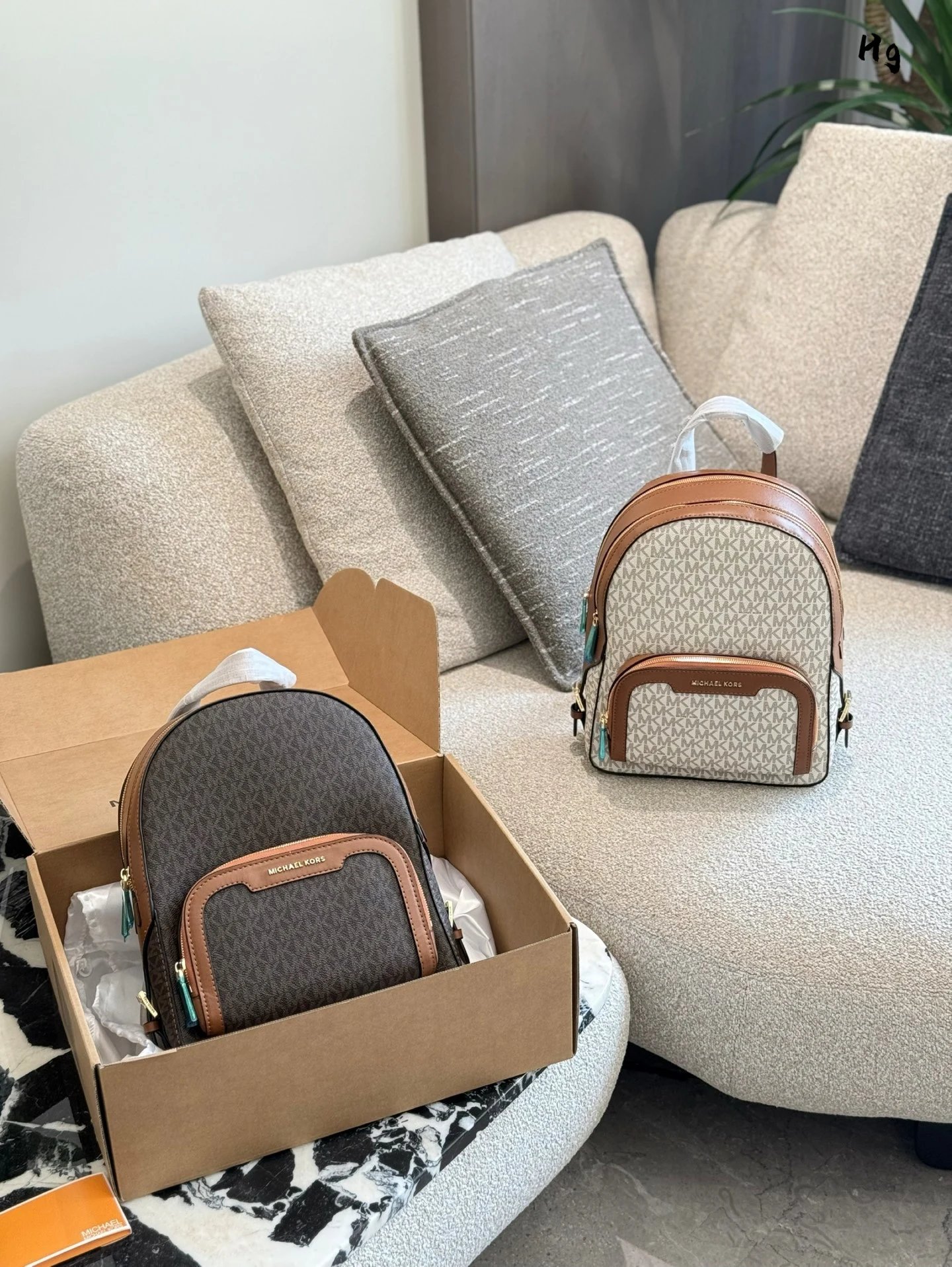 MK Backpack Jaycee Medium