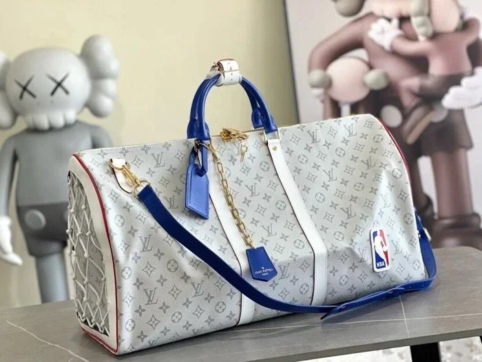 Louis Vuitton basketball keepall 55 55x 27x20 m45586