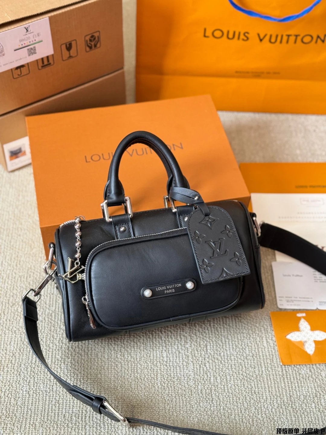 Louis Vuitton Boston Bag Keepall M14028